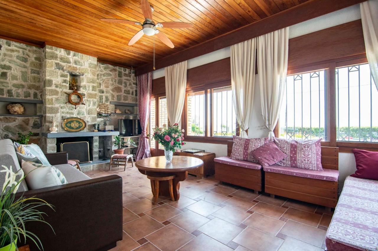 Clio Beach House By Travel Pro Services - Metochi Halkidiki Sozopoli Exterior photo