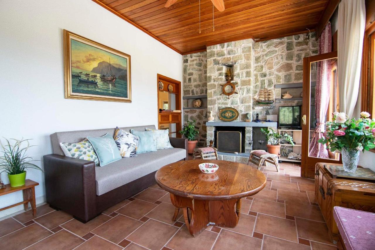 Clio Beach House By Travel Pro Services - Metochi Halkidiki Sozopoli Exterior photo