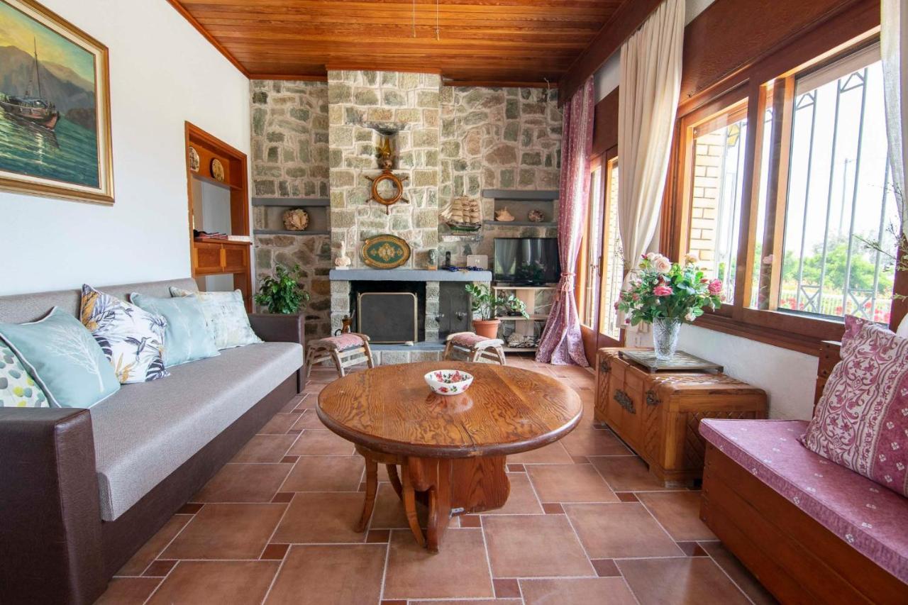 Clio Beach House By Travel Pro Services - Metochi Halkidiki Sozopoli Exterior photo
